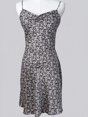 Abercrombie & Fitch black & pink floral satin slip dress women’s Medium Tall MT